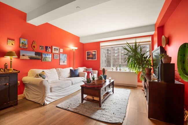 106 W 116th St in New York, NY - Building Photo - Building Photo