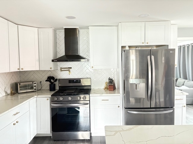 property at 5224 Woodlawn St