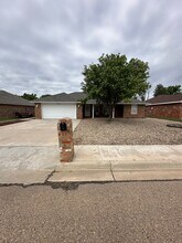 2316 Jadyn Ln in Clovis, NM - Building Photo - Building Photo