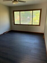 2620 Columbia St in Des Moines, IA - Building Photo - Building Photo