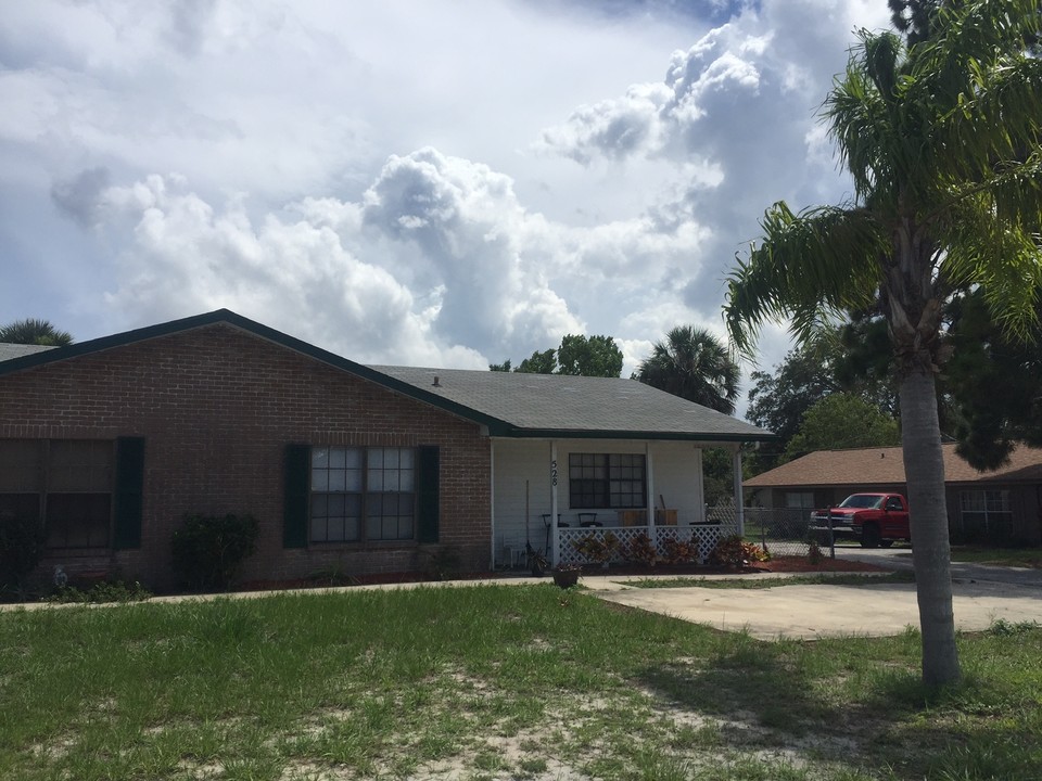 524-536 Taylor Rd in Port Orange, FL - Building Photo