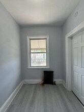 96 Orient Ave in Jersey City, NJ - Building Photo - Building Photo
