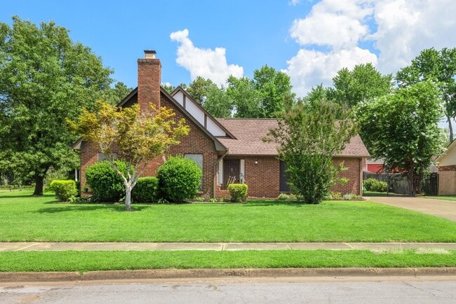 property at 6543 Saginaw Rd