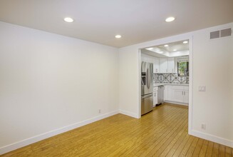 1833 11th St in Santa Monica, CA - Building Photo - Building Photo
