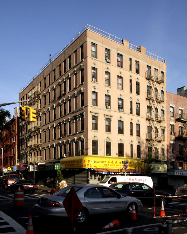 75 Chrystie St in New York, NY - Building Photo - Building Photo