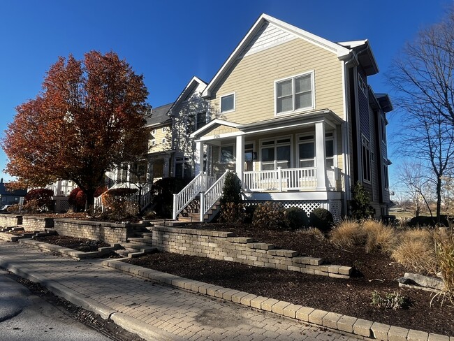 property at 1516 Broadway St