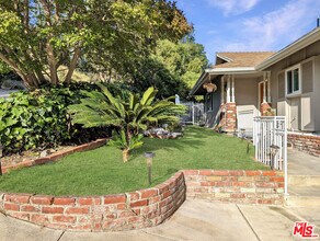 3308 Sparr Blvd in Glendale, CA - Building Photo - Building Photo