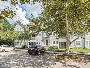 8384 Montgomery Run Rd in Ilchester, MD - Building Photo - Building Photo