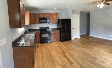 836 W 5th St, Unit 836 B in Corbin, KY - Building Photo - Building Photo