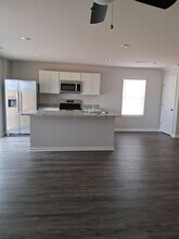 33 River Grass Dr in Lincoln, AL - Foto de edificio - Building Photo