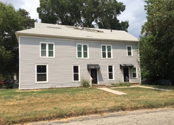 219 W 4th St in Wellington, KS - Building Photo