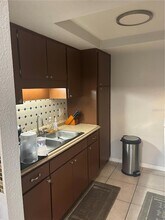 6080 22nd Ave N, Unit 3 in St. Petersburg, FL - Foto de edificio - Building Photo