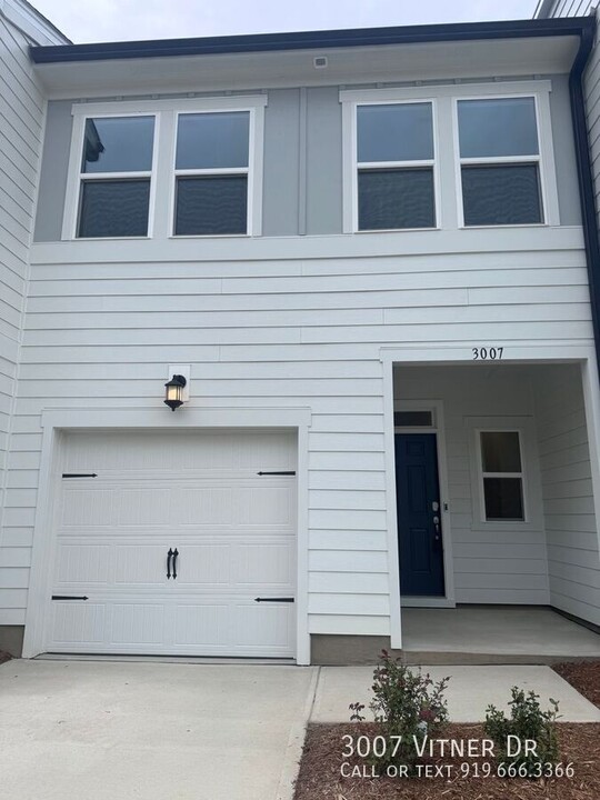 3007 Vitner Dr in Durham, NC - Foto de edificio