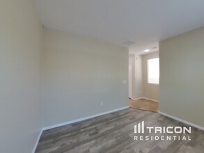 3669 Karissa Heights Pl in Las Vegas, NV - Building Photo - Building Photo