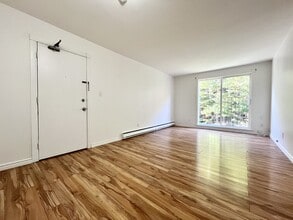 91 Larkhall St in St John's, NL - Building Photo - Building Photo