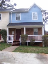 Crestview Townhomes in Austell, GA - Building Photo - Building Photo