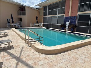 4117 SE 19th Pl in Cape Coral, FL - Building Photo - Building Photo