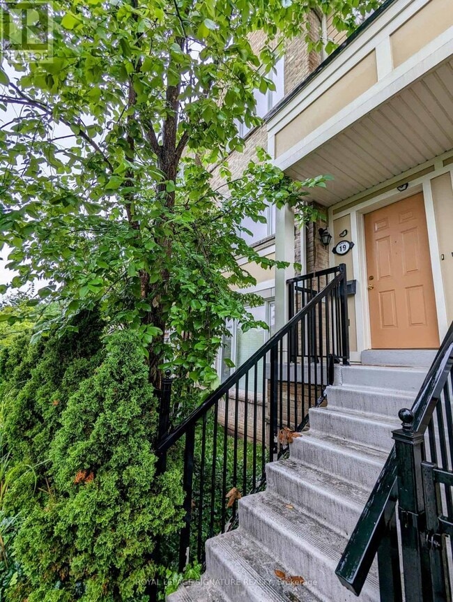 property at 4861 Half Moon Grove