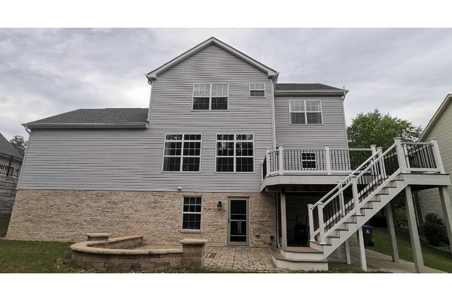 823 Westminster Ln in Cranberry Township, PA - Building Photo - Building Photo