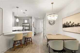 7622 Rockefeller Dr in Naples, FL - Building Photo - Building Photo