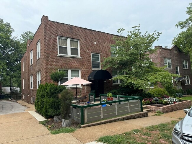 property at 905 Concordia Ln