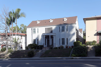 4925 Beverly Blvd in Los Angeles, CA - Building Photo - Building Photo