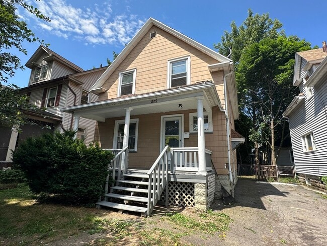 property at 1279 North St