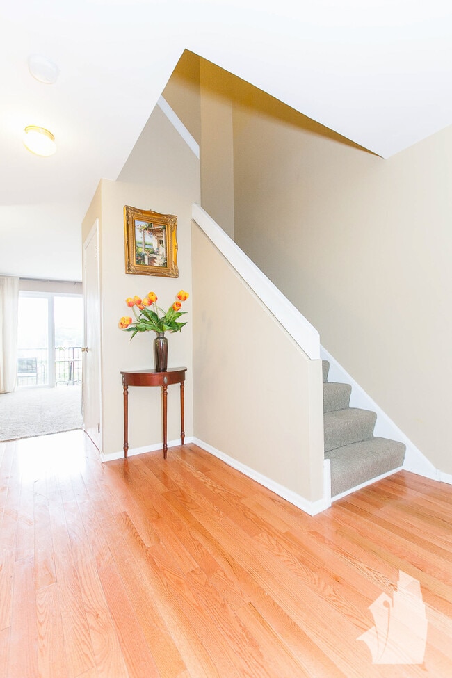 property at 1330 N La Salle Dr