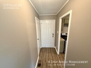 119 Ellis Dr in Greenfield, IN - Building Photo - Building Photo