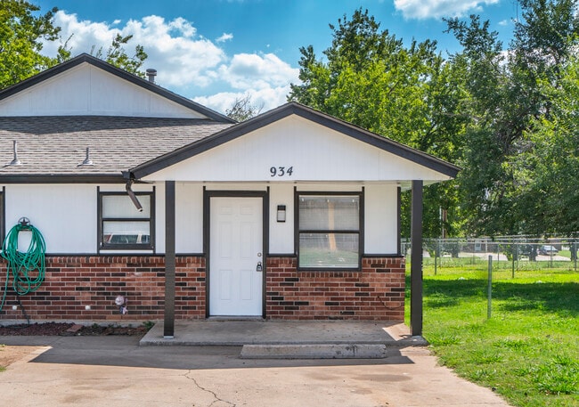 property at 932 SW 62nd St