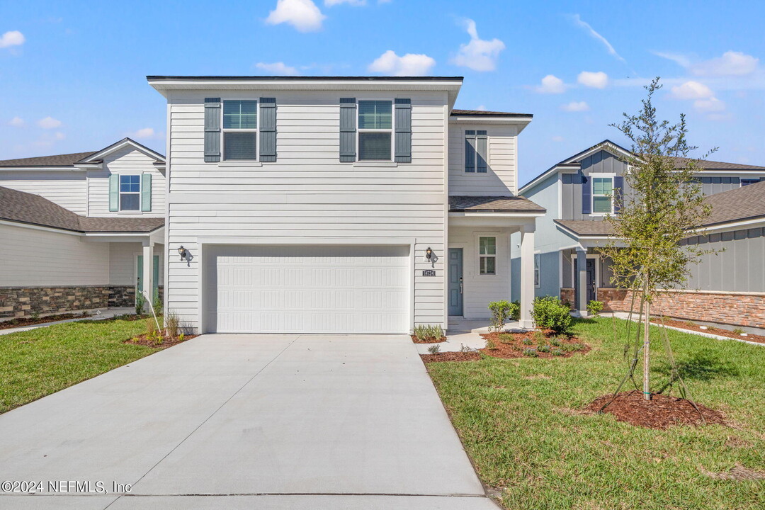 14734 Cashew Ave in Jacksonville, FL - Foto de edificio