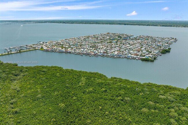 91 Nettles Blvd in Jensen Beach, FL - Building Photo - Building Photo