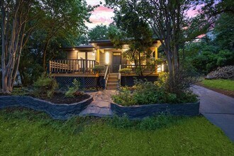 1121 Reagan Terrace in Austin, TX - Building Photo - Building Photo