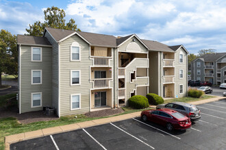 Southpointe in St. Louis, MO - Building Photo - Building Photo