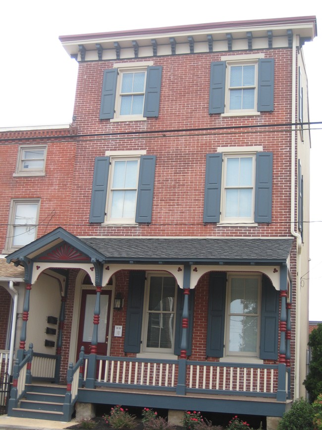 711 N Washington St in Wilmington, DE - Building Photo - Primary Photo