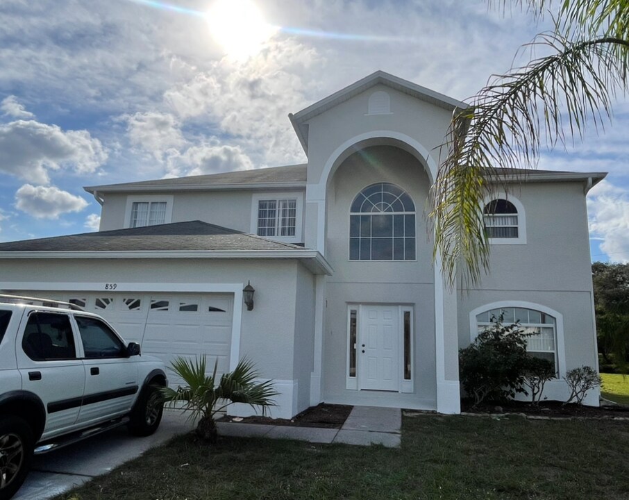 859 Fraser Dr in Kissimmee, FL - Building Photo