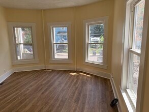 124 Kendall St in Framingham, MA - Building Photo - Building Photo