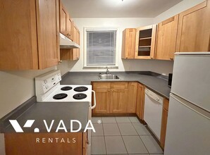 1255 W 12th Ave in Vancouver, BC - Building Photo - Building Photo