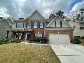 3483 Lost Oak Dr NE in Buford, GA - Building Photo