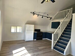 107 Esterly St, Unit 2nd Floor Duplex in East Jordan, MI - Building Photo - Building Photo