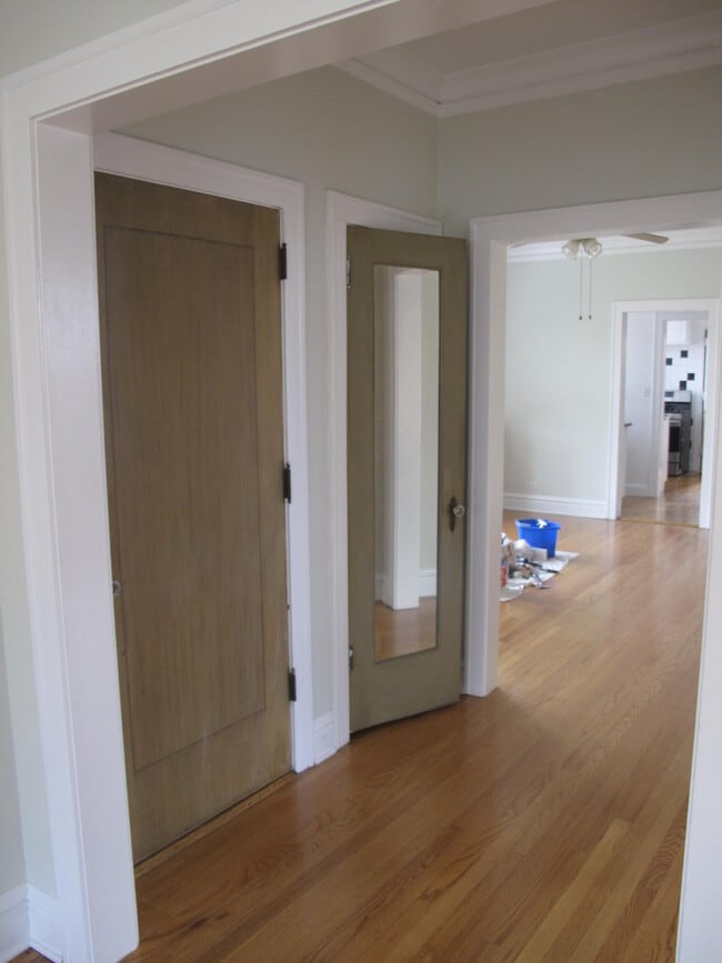 4827 Elm St, Unit 3 in Skokie, IL - Building Photo - Building Photo