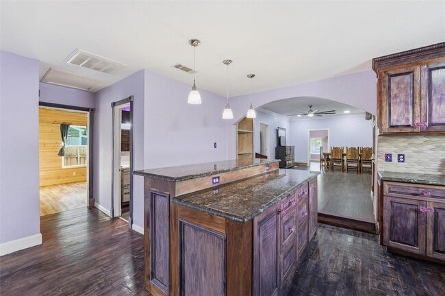 2734 Fordham Rd in Dallas, TX - Building Photo - Building Photo