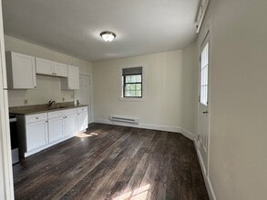 15 Commonwealth Ave, Unit 5 in Concord, MA - Building Photo - Building Photo
