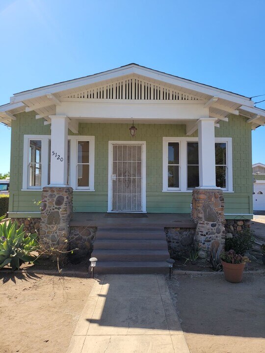 5120 Catoctin Dr in San Diego, CA - Building Photo