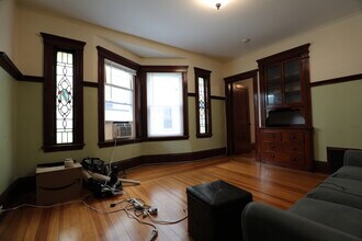 550 Washington St, Unit 2 in Boston, MA - Foto de edificio - Building Photo