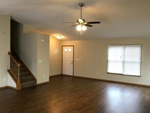 6803 Brookstone Dr in Westerville, OH - Building Photo - Building Photo