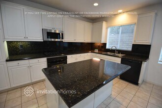 21779 Redwood Canyon Pl in Santa Clarita, CA - Foto de edificio - Building Photo