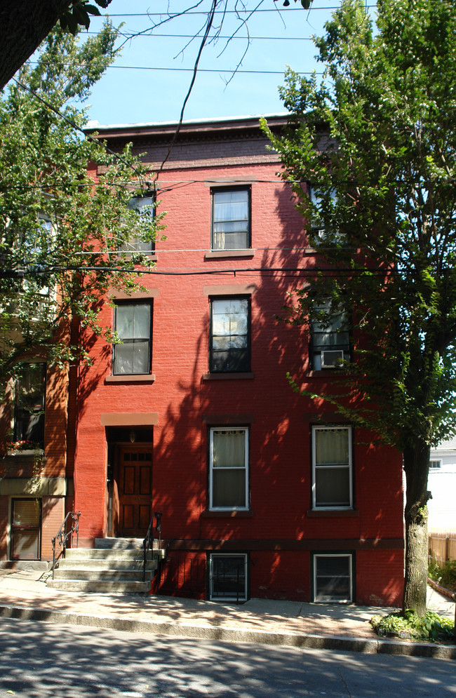 43 Elm St in Albany, NY - Foto de edificio - Building Photo