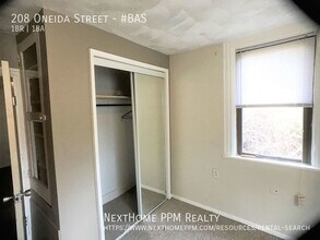 208 Oneida St, Unit #BAS in Pittsburgh, PA - Building Photo - Building Photo