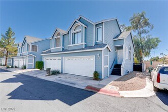 5037 Souza Dr in Las Vegas, NV - Building Photo - Building Photo